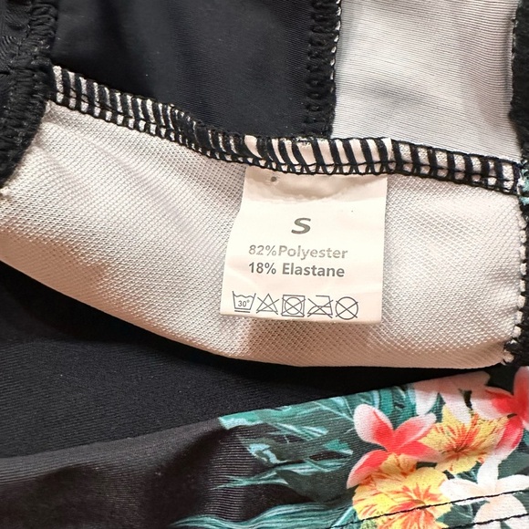 3-PIECE SWIM SET ~ Black Bikini w/Tropical Print Adjustable Straps and Cover-Up - Picture 3 of 8